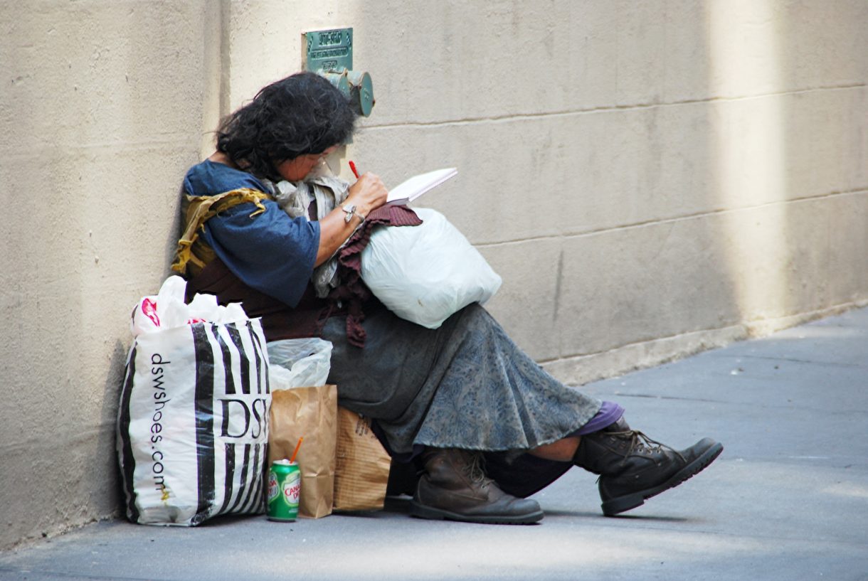 Obdachlose_Frau