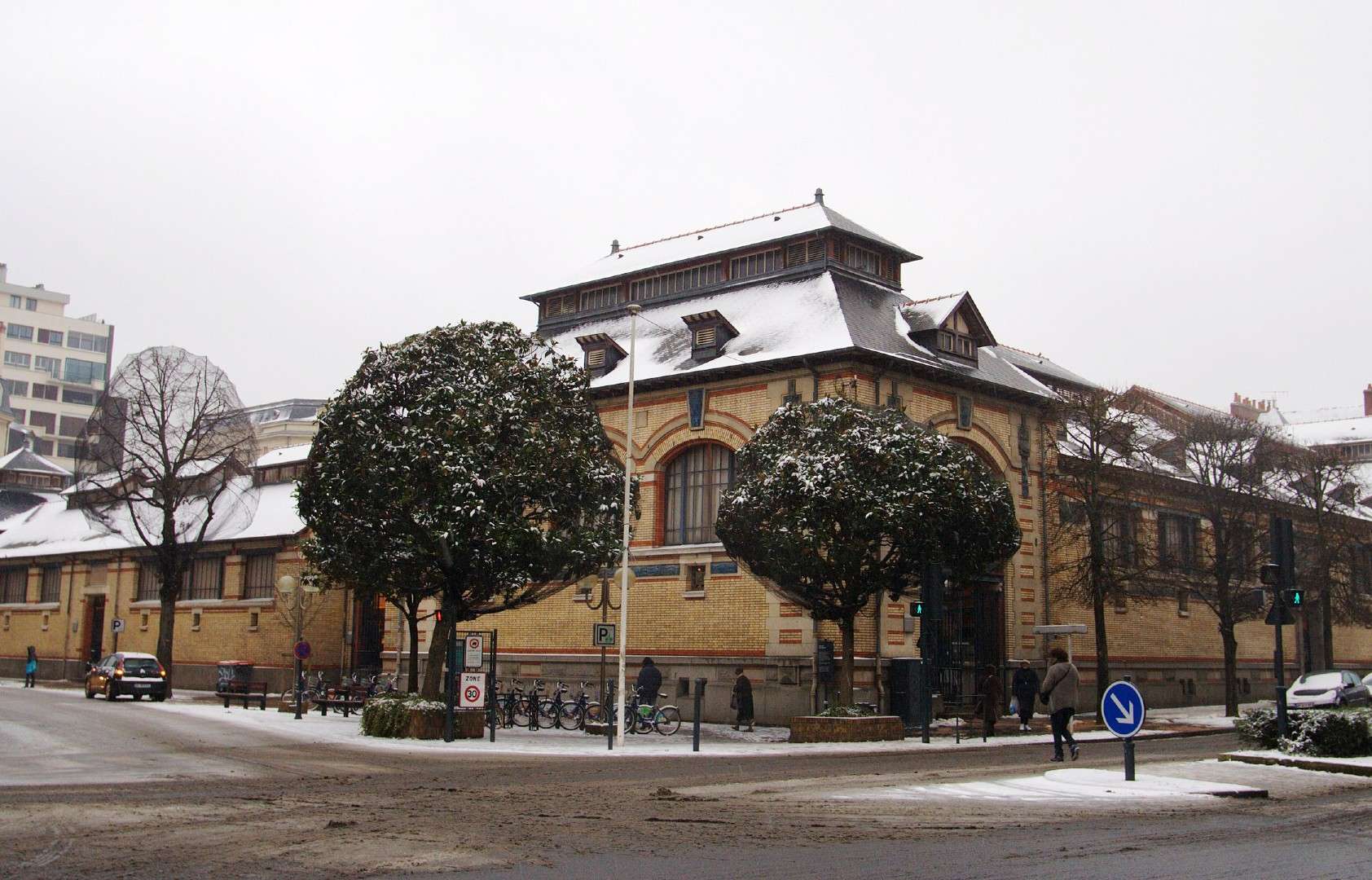 Rennes_-_Halles_centrales_130117-01