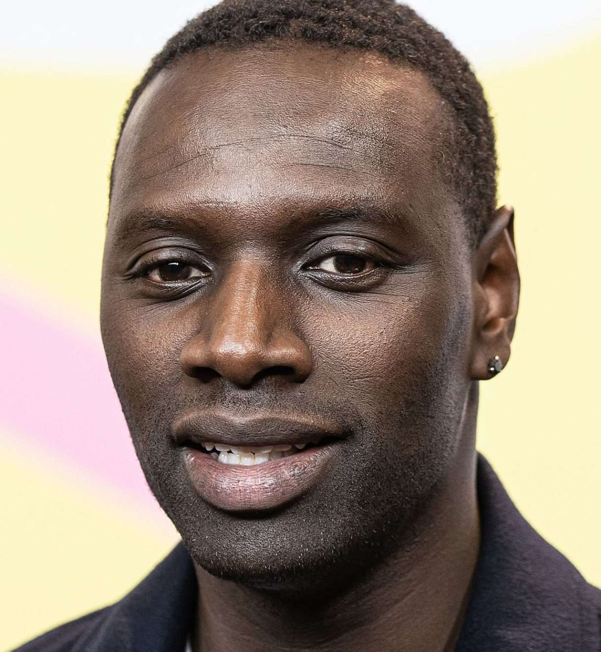 Omar Sy: Zwischen Licht und Schatten – Ein Blick hinter den Vorhang