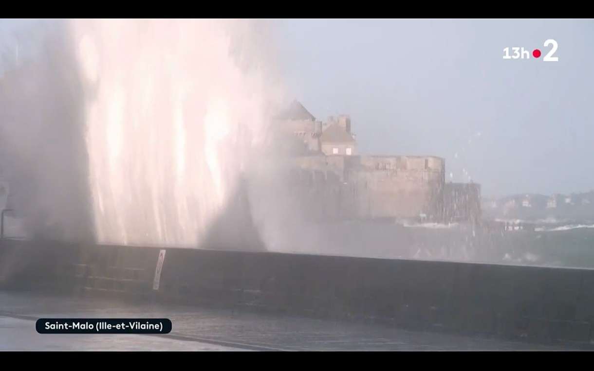 Sturmwellen_Saint-Malo