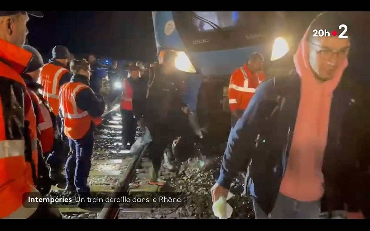 Zugentgleisung bei Lyon: Streckensperrung für mehrere Tage