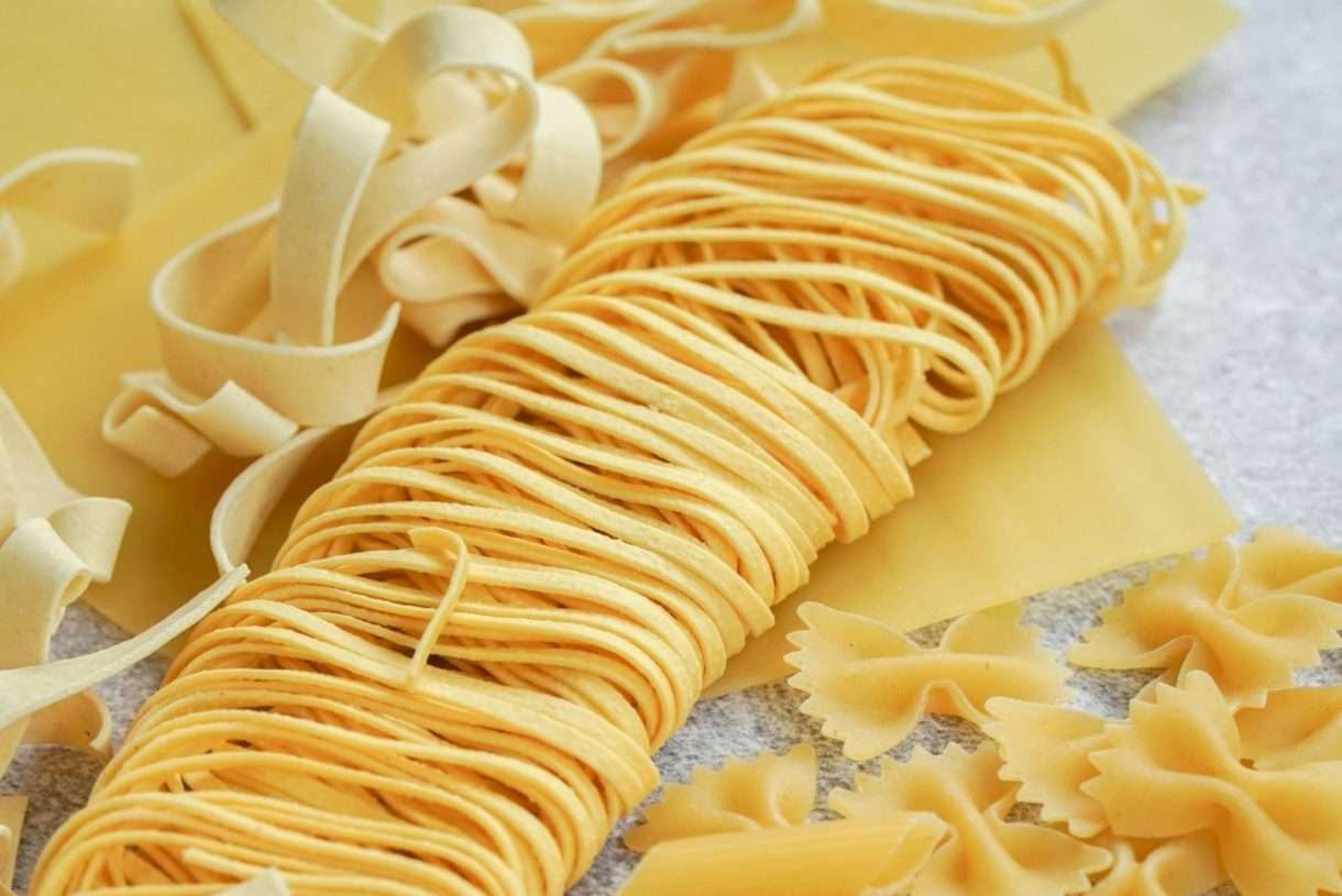 Nudelkrieg im Supermarkt: Tradition trifft auf Innovation