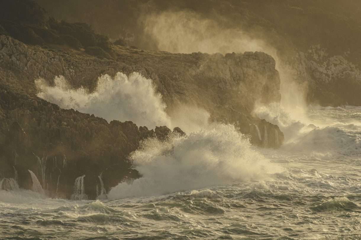 Sturm Goretti legt Nordfrankreich lahm – Orkanböen, Stromausfälle und ein Land im Krisenmodus