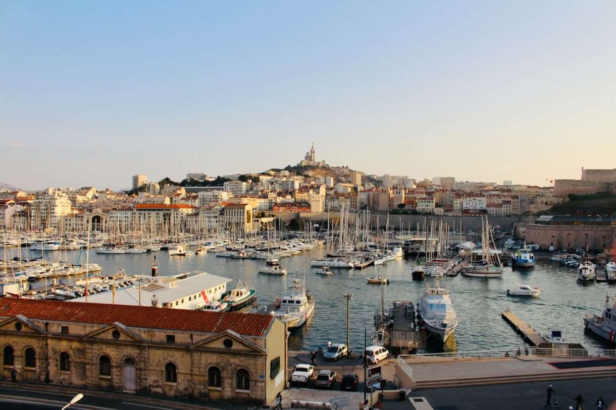 „Tarpin“, „Dégun“ und „le Way“: Der Charme des Marseiller Dialekts