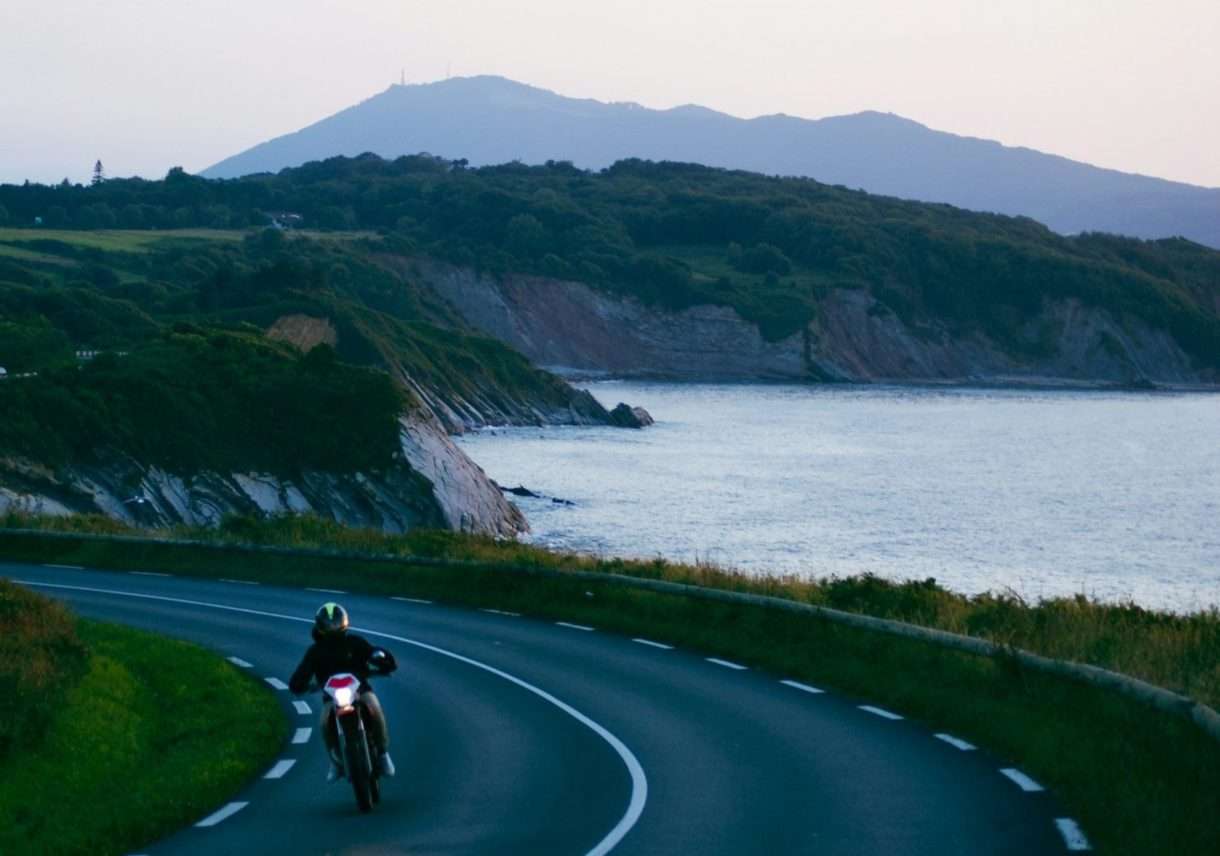 Erosion bedroht legendäre Küstenstraße im Pays Basque