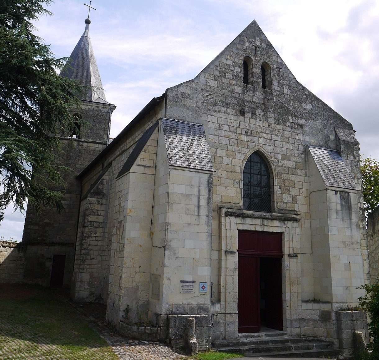 Le Coudray-Macouard: Das Dorf der unzähligen Wetterfahnen