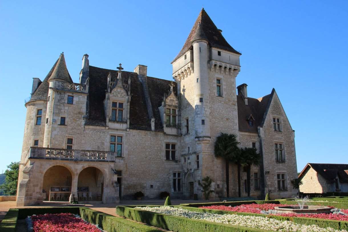 Zauberhaftes Château des Milandes: Ein Märchen in der Dordogne