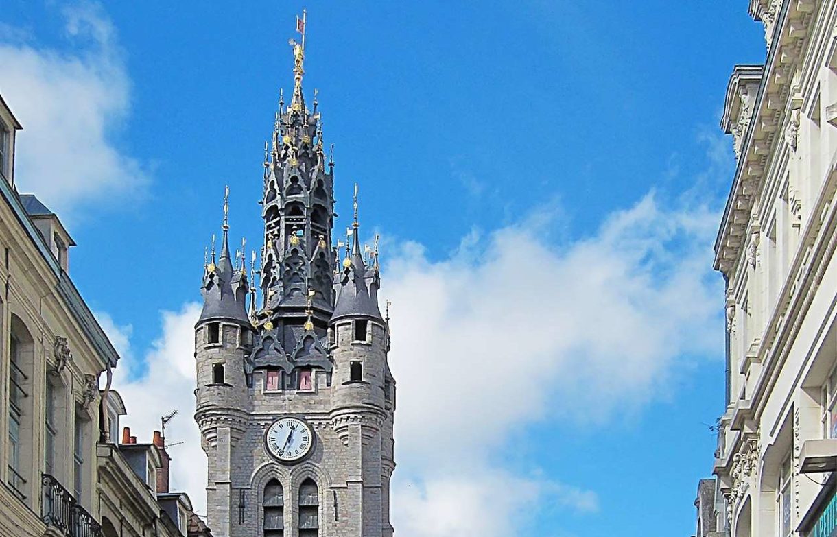 Wahrzeichen von Douai: Ein gotisches Meisterwerk und ein Lieblingsmonument der Franzosen