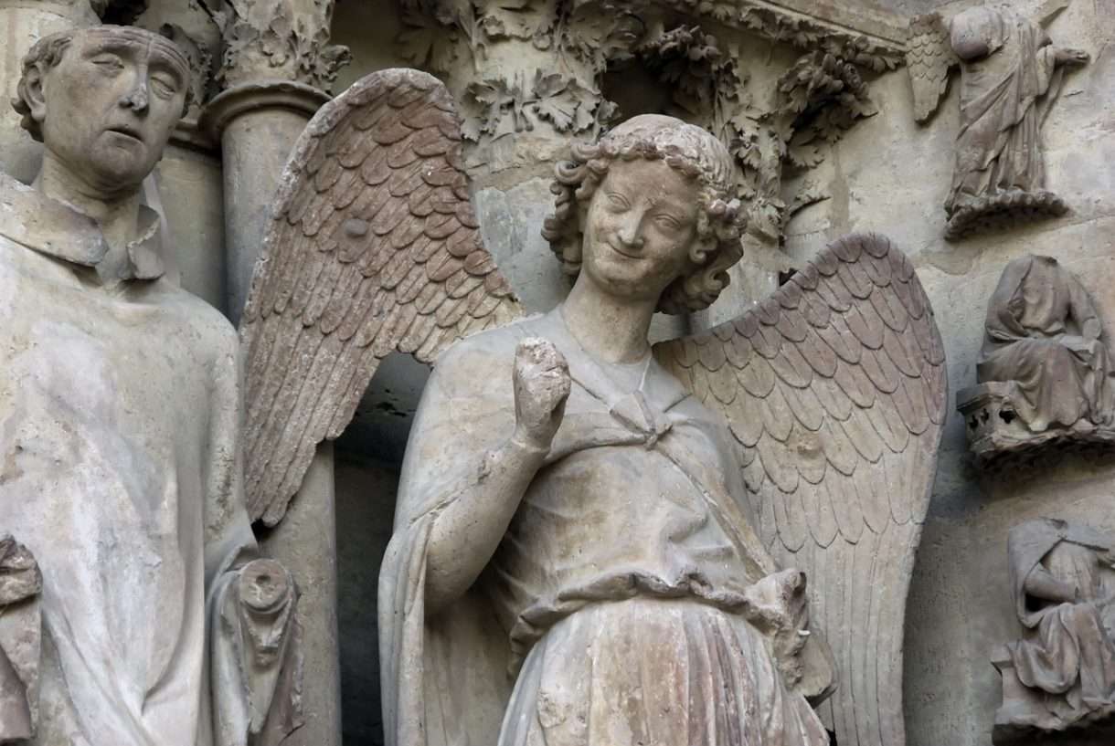 Das verborgene Gesicht der Kathedrale von Reims: Der lächelnde Engel
