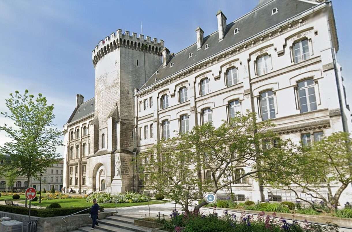 Angouleme_Mairie_ScreenGoogle