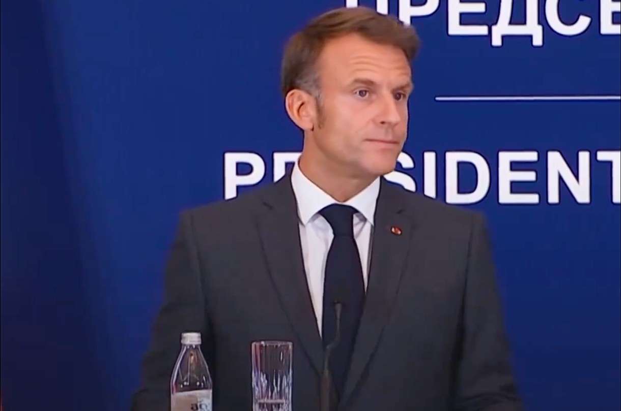 Macron_Pressekonferenz_Serbien_ScreenX