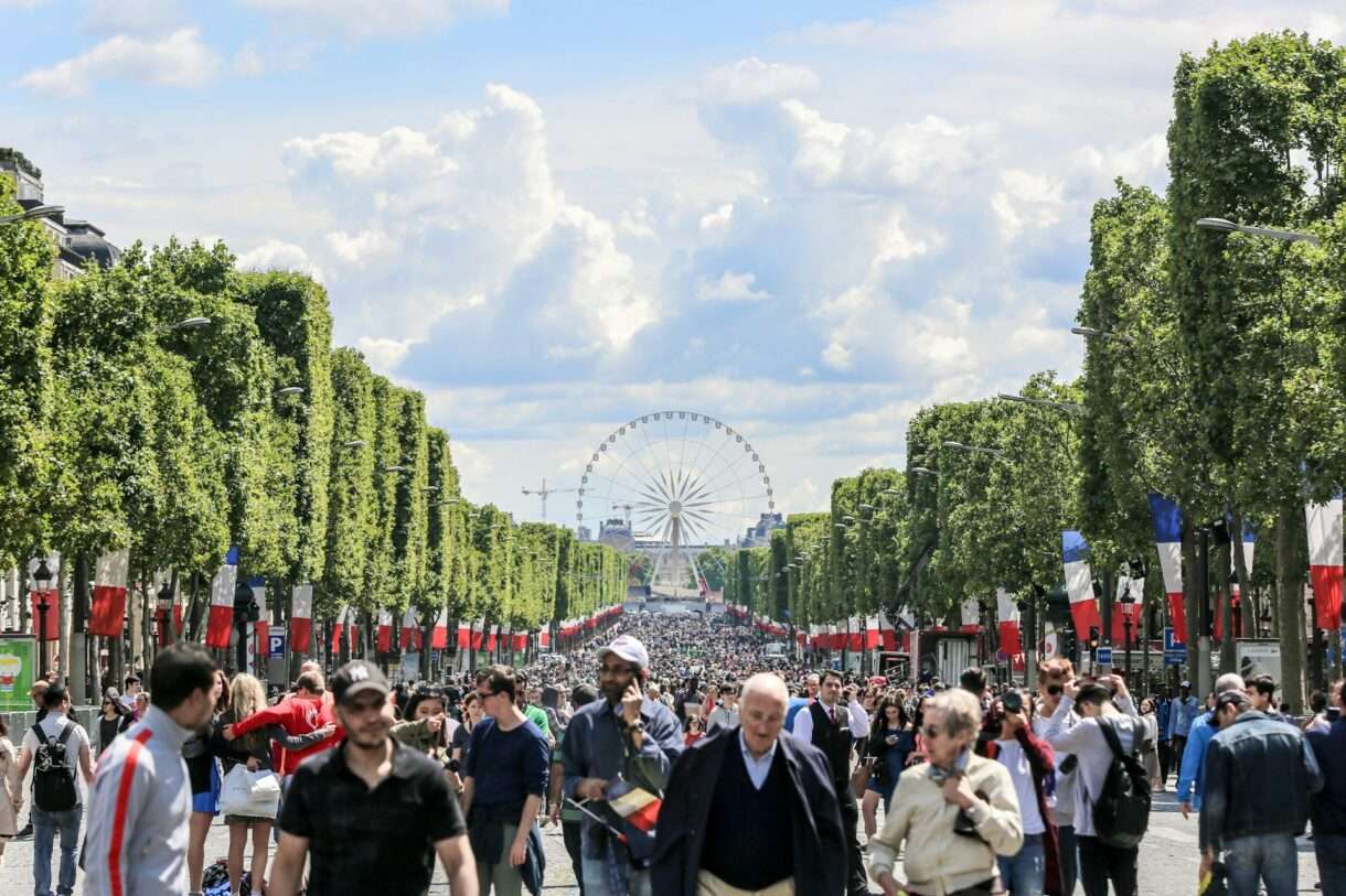 Touristen_Paris