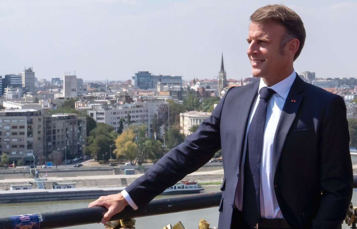 LFI fordert Absetzung Macrons – Ein ungewöhnlicher Schritt im Namen der Demokratie