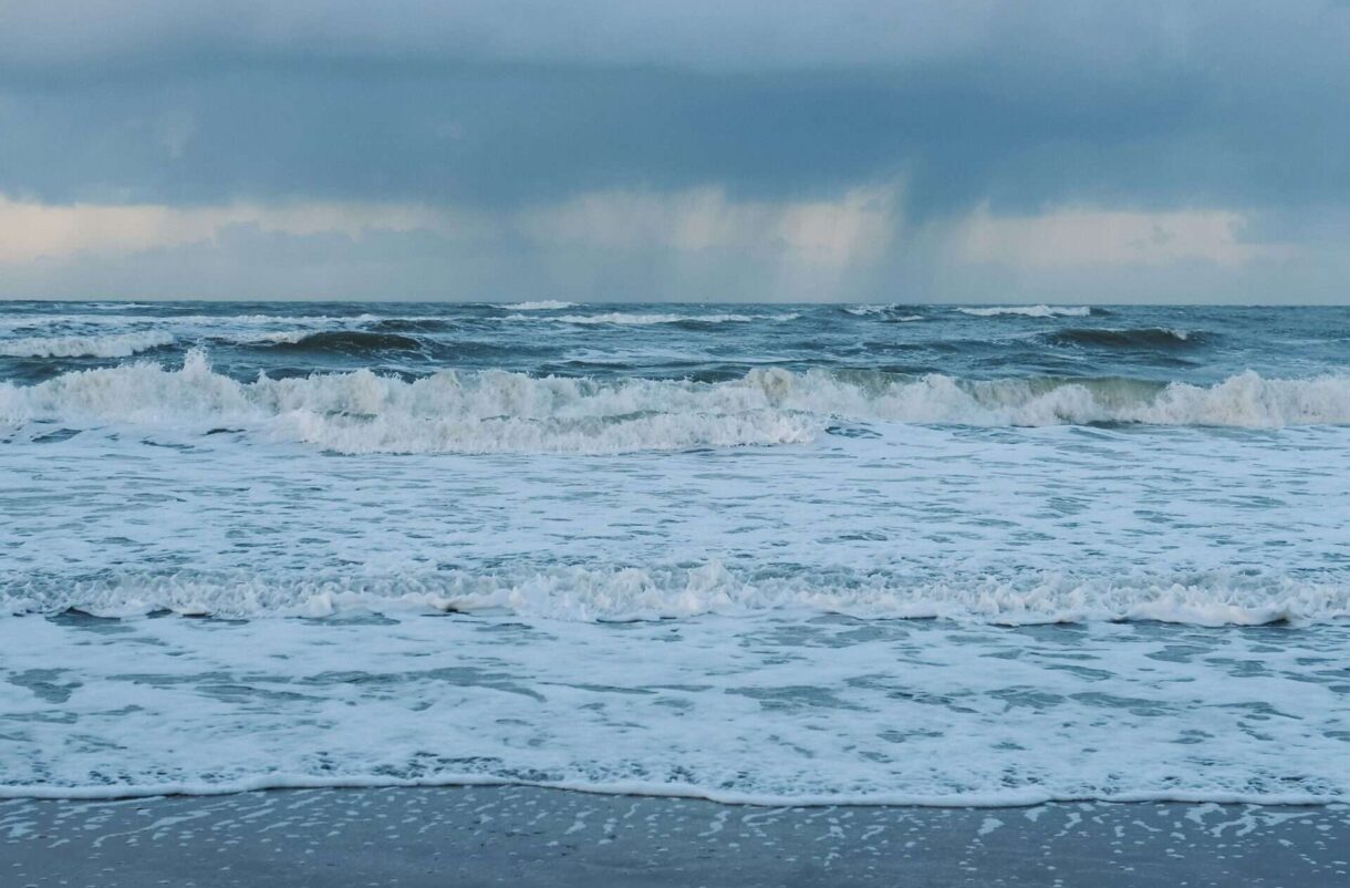Kalter Schock am Mittelmeer: Warum die Sommerfrische 2025 plötzlich fröstelt