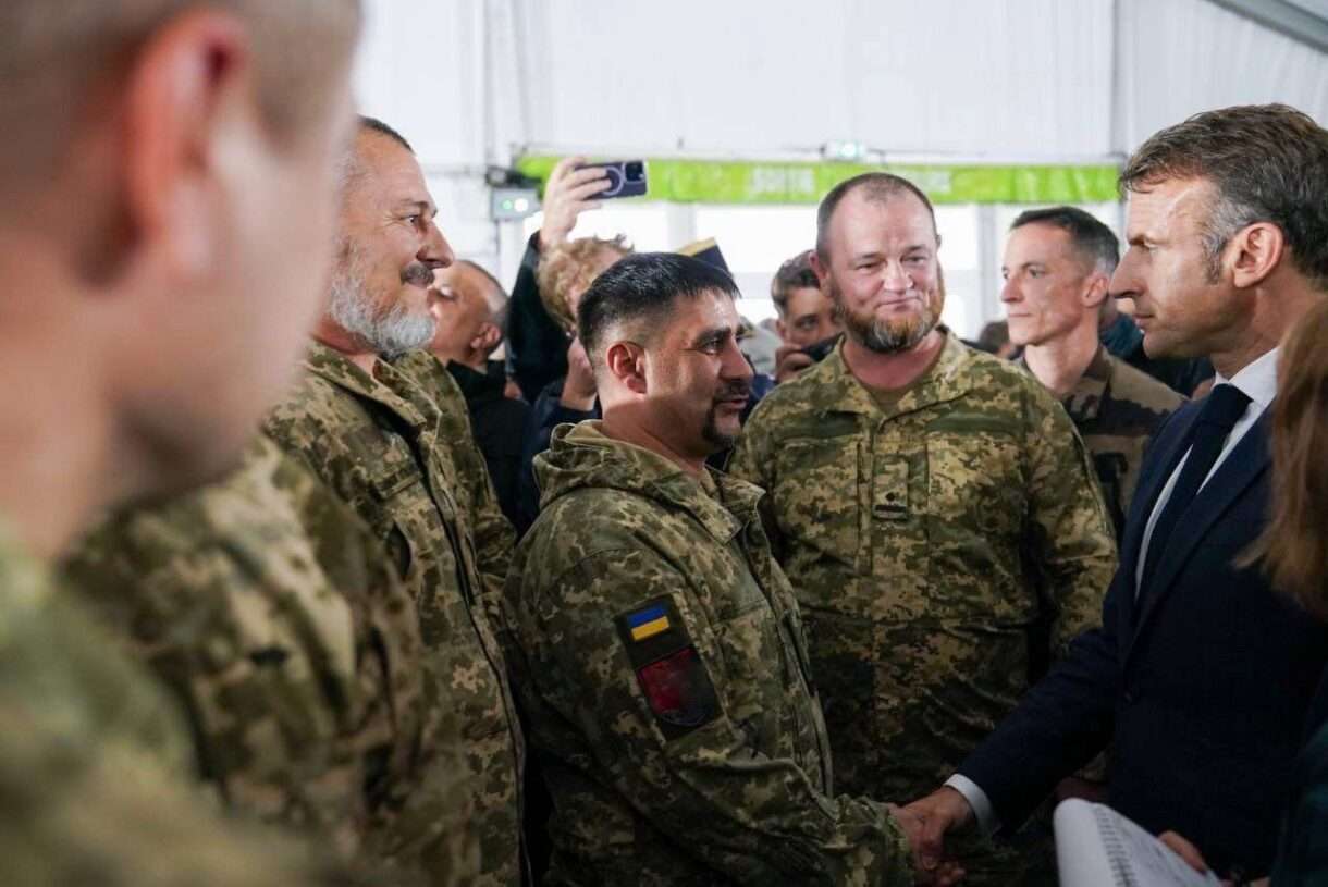 Macron_Ukrainische_Soldaten