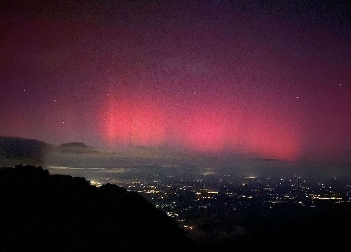 Nordlichter über Frankreich: Ein magisches Spektakel