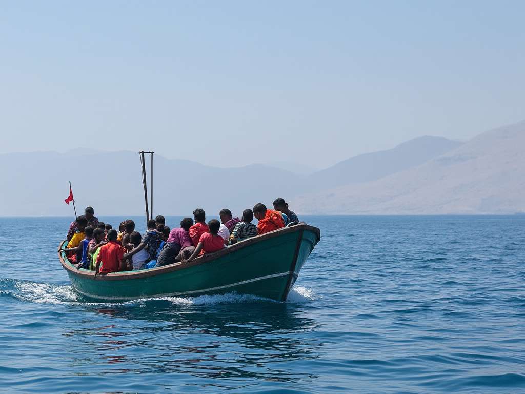 Migranten_Boot_KI_Illustration
