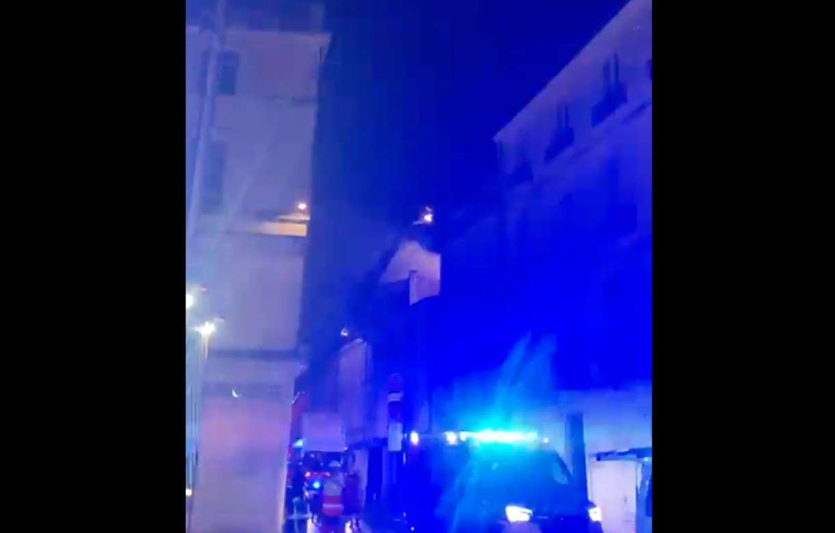 Tragödie in La Rochelle: Frau stirbt bei Explosion in historischem Gebäude