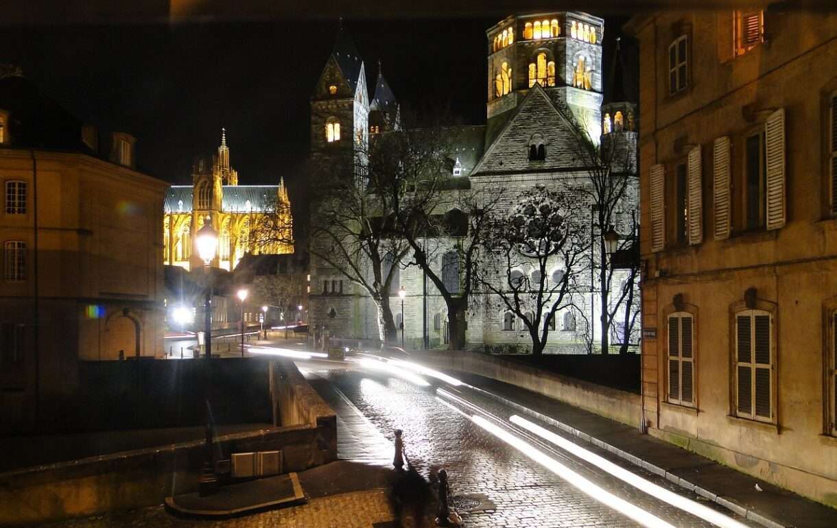 Weihnachtszauber in Metz: Ein Lichtermeer im Herzen Lothringens