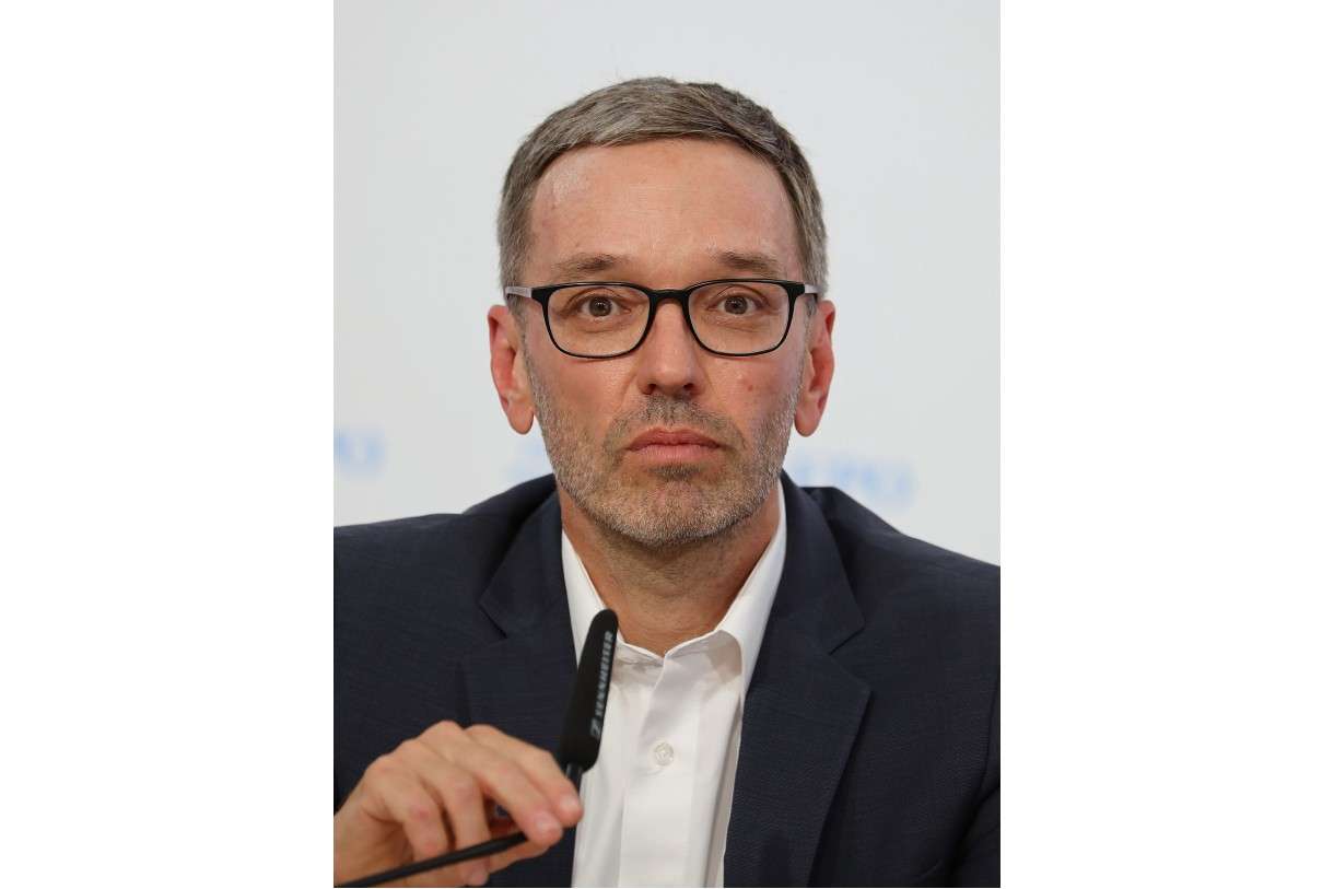 Herbert_Kickl_Wikipedia