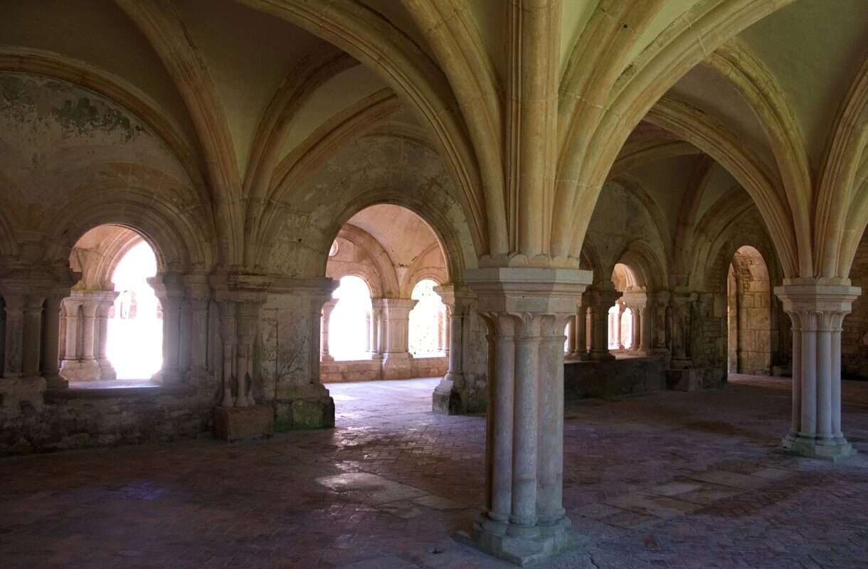 Zeitreise ins Mittelalter: Ein Besuch in der Abbaye de Fontenay
