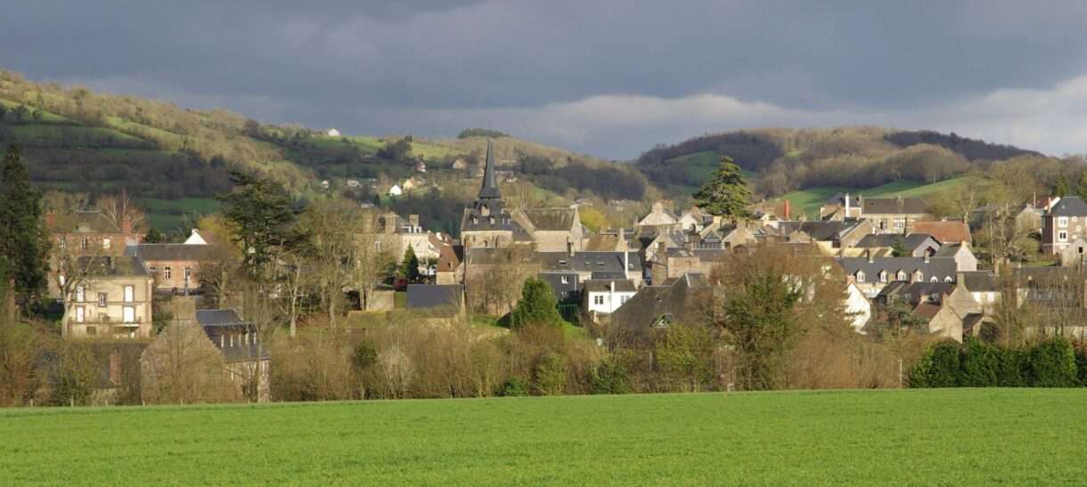 Clécy: Ein Juwel in der Normandie mit Chancen auf den Titel „Lieblingsdorf der Franzosen“