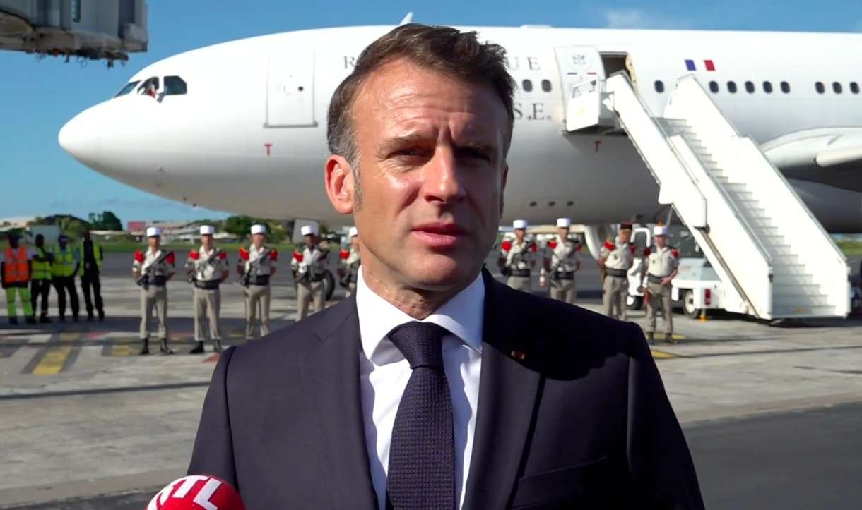 Emmanuel_Macron_Mayotte_ScreenX