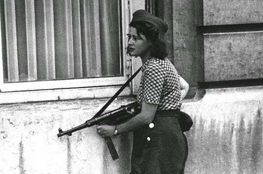 Frauen_Resistance_ScreenPinterest