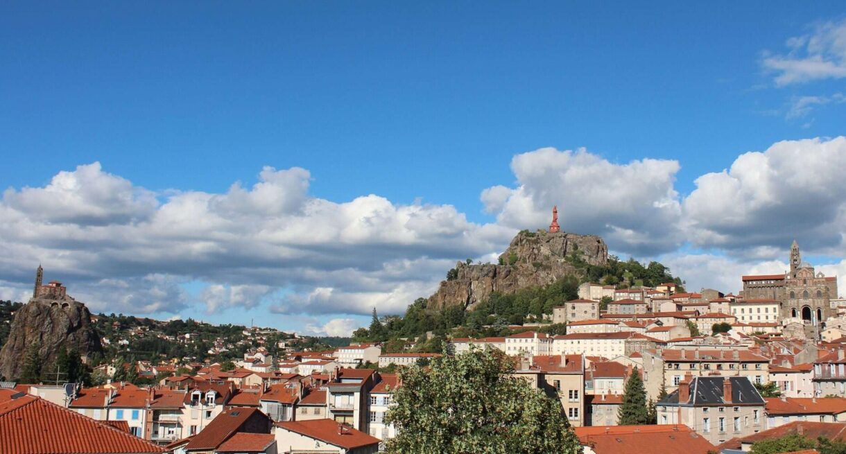 Le-Puy-en-Velay_Wikipedia