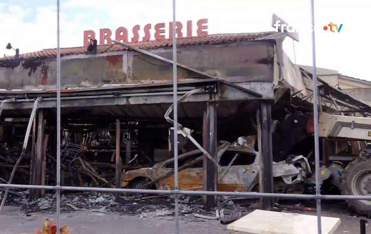 Feuer, Frust und Fassungslosigkeit: Ein Anschlag erschüttert Sainte-Geneviève-des-Bois