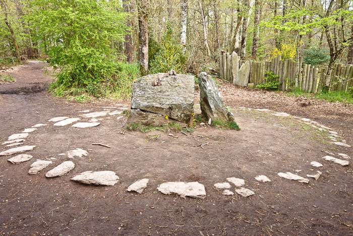 Brocéliande brennt – und damit eine Illusion von Sicherheit