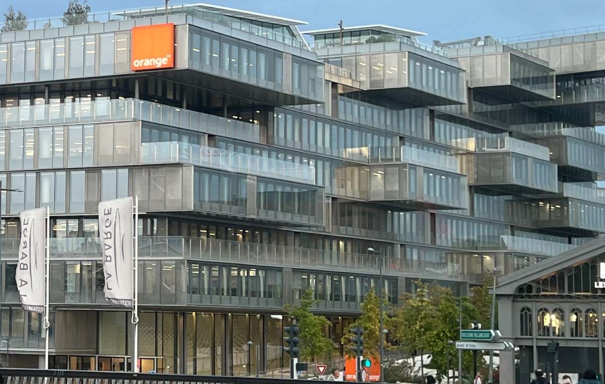 Cyberangriff auf Orange – Wenn das Netz ins Wanken gerät
