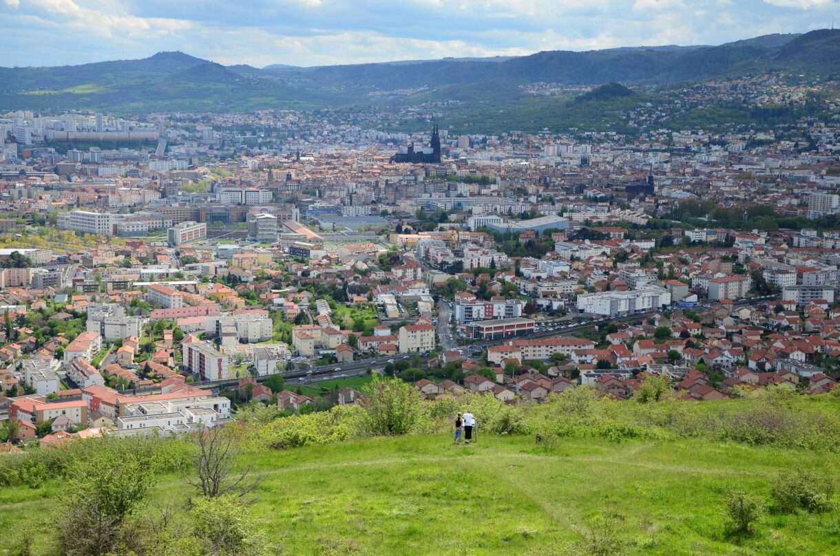 Clermont-Ferrand im Schatten der Gewalt – Wenn eine Stadt um ihre Sicherheit kämpft