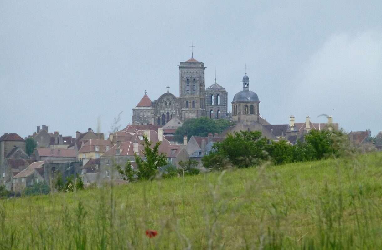 Burgund – Wo Genuss, Kultur und Geschichte zusammenfließen