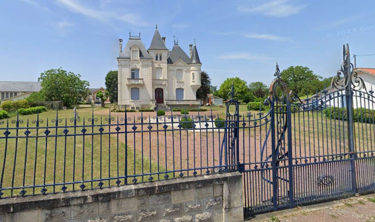 Flammen, Fassungslosigkeit und Fragen: Wie starb die Schlossherrin von Saint-Christoly-de-Blaye?