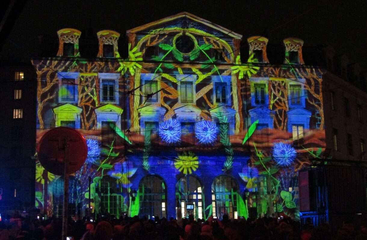 Lichter, Drohnen und Hommage: Lyon feiert seine Seele mit leuchtender Poesie