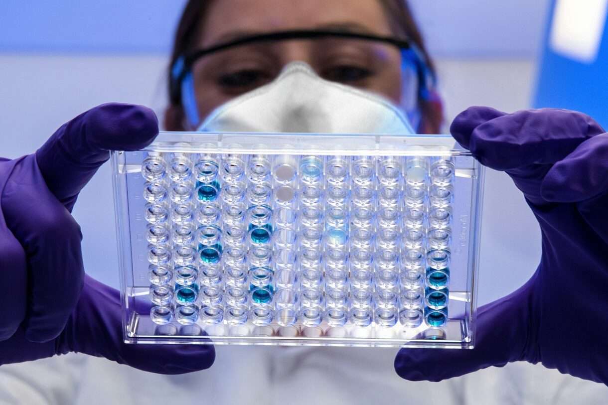 Der „Schraubenzieher-Vergewaltiger“ von Poitiers – wie moderne DNA-Fahndung ein Jahrzehnt des Schweigens durchbrach