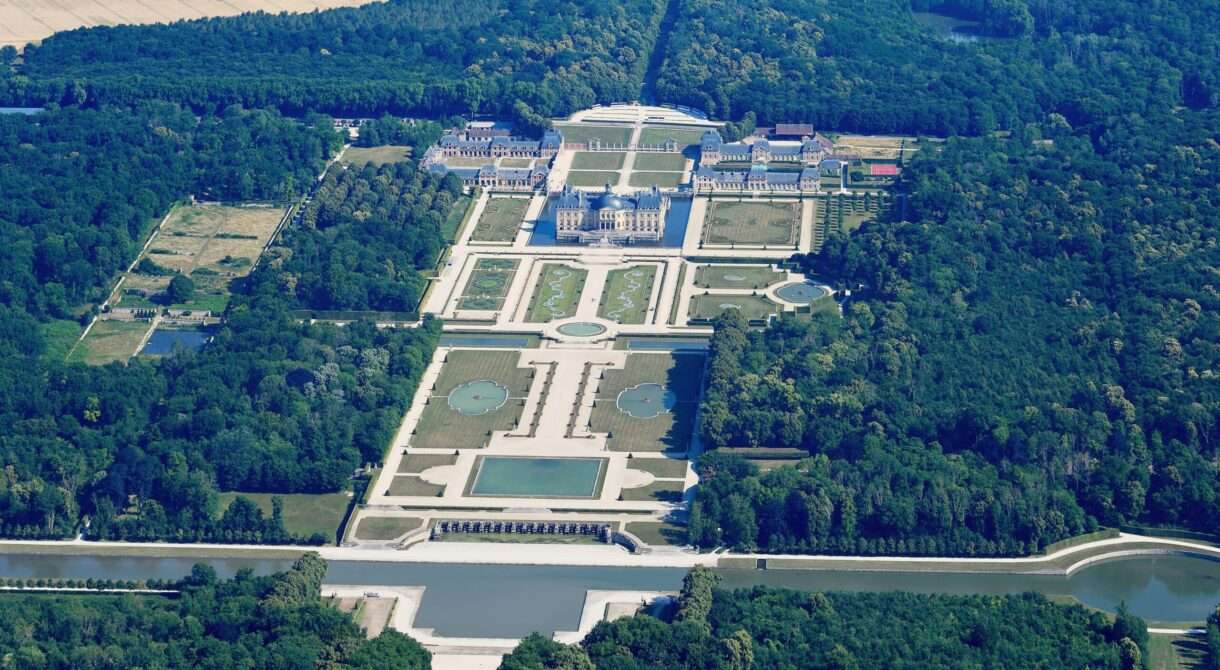 Ostern im Schlosspark – Wenn Eiersuche zur großen Bühne wird