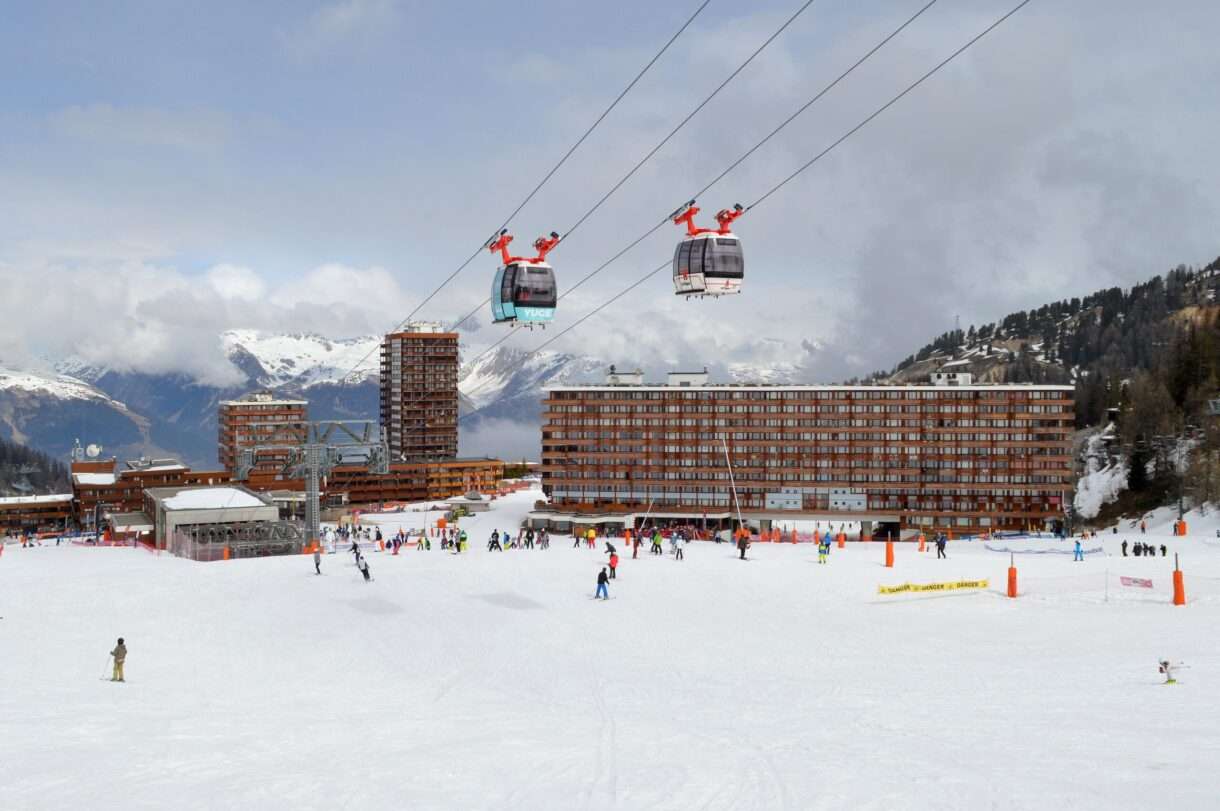 Wenn der Winterurlaub kippt: Krankheitsausbruch in La Plagne erschüttert Ferienidylle