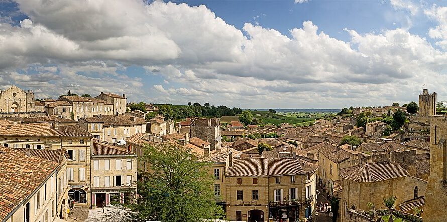 Gluthitze statt Postkartenidylle: In Saint-Émilion bleiben die Touristen aus – Händler bangen um ihre Saison