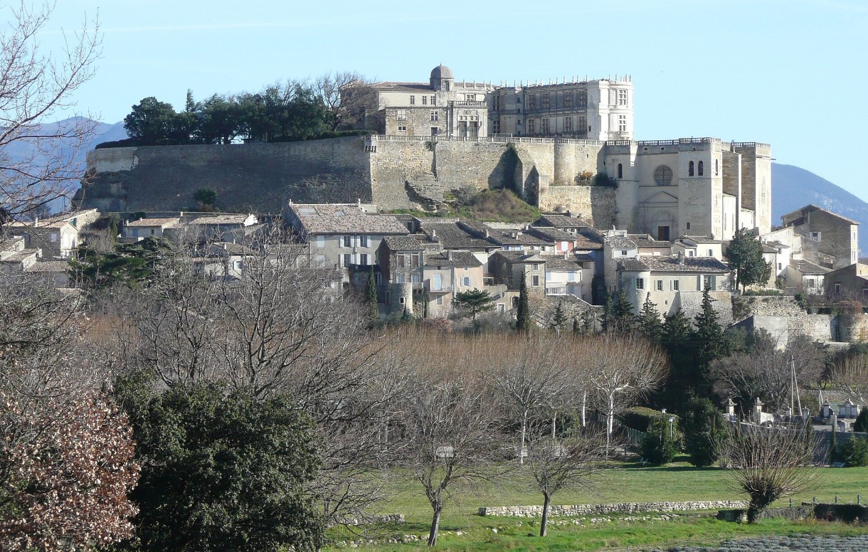 Grignan – Renaissance, Lavendel und französische Lebenskunst in der Drôme provençale